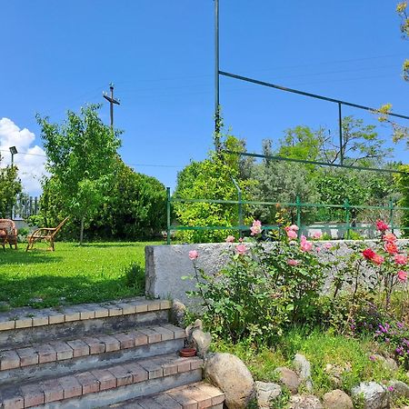 La Dimora Di Radha B&B Centro Olistico Ренде Екстер'єр фото