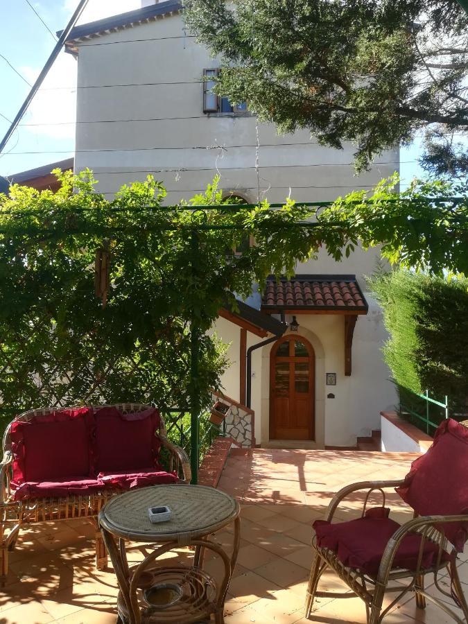 La Dimora Di Radha B&B Centro Olistico Ренде Екстер'єр фото